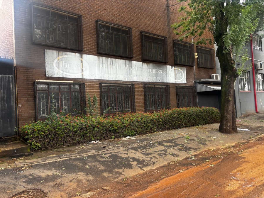 Commercial Property for Sale in Ophirton Gauteng