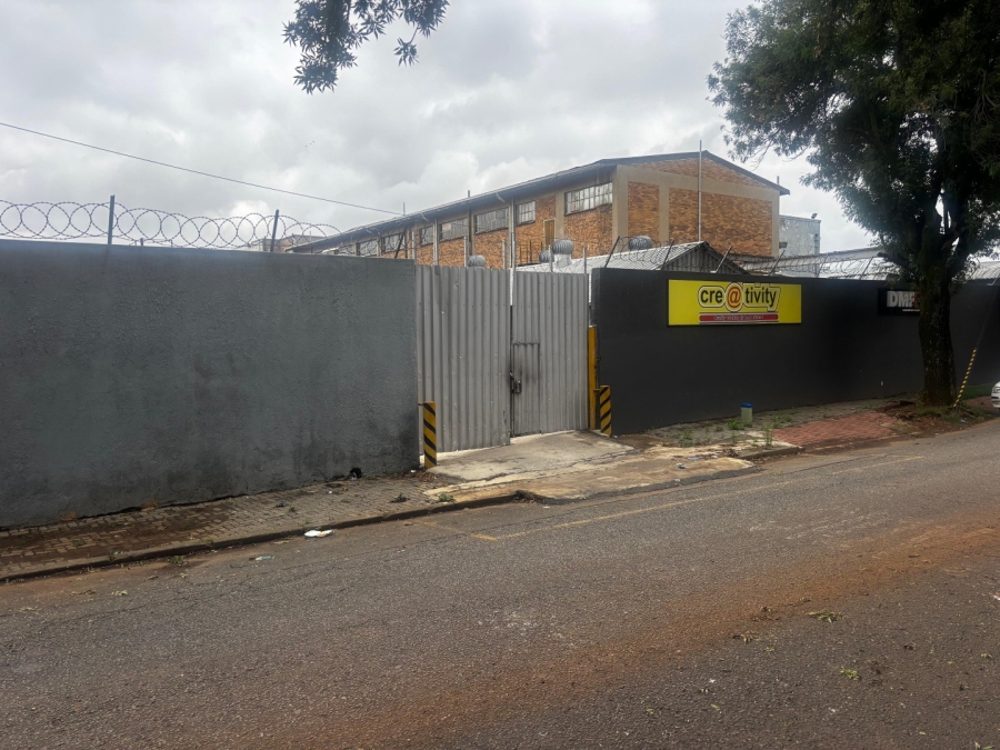 Commercial Property for Sale in Ophirton Gauteng