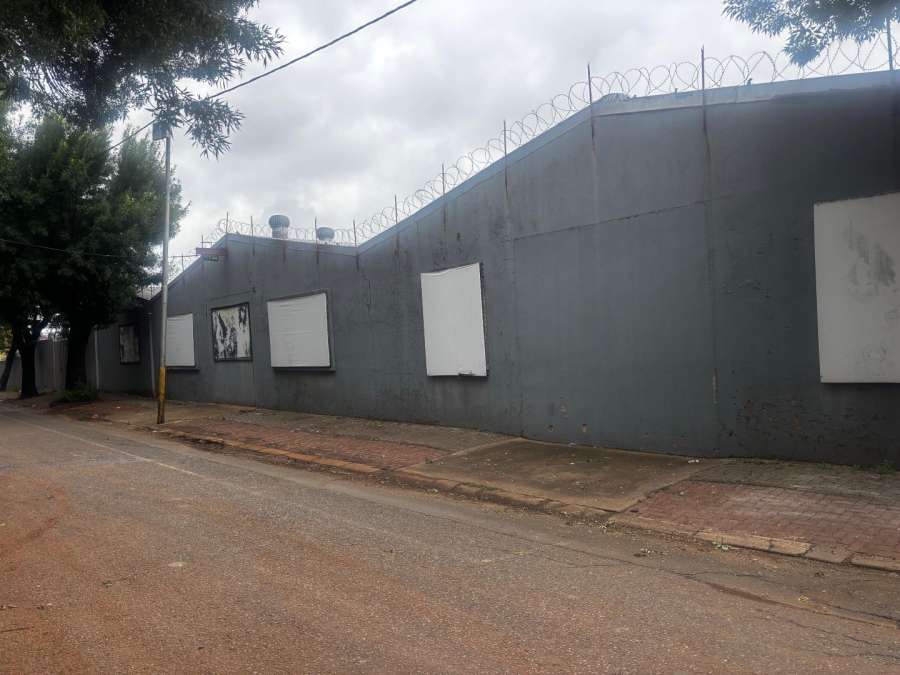 Commercial Property for Sale in Ophirton Gauteng