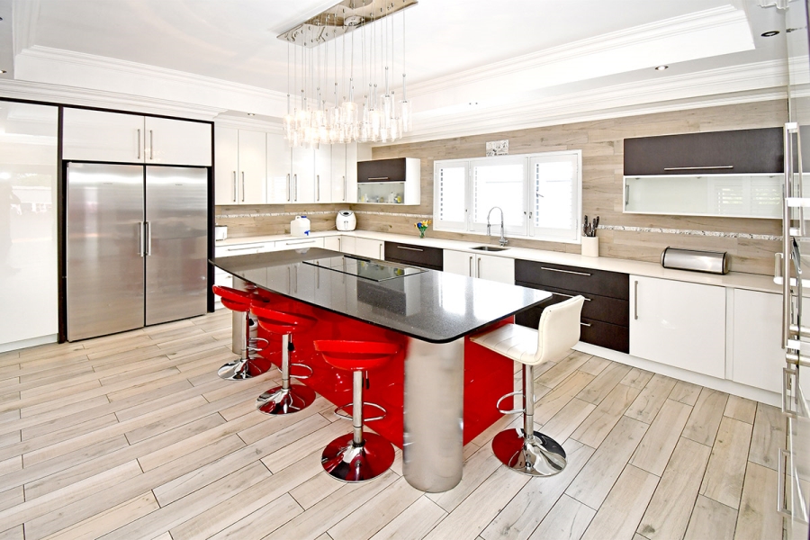 6 Bedroom Property for Sale in River Club Gauteng