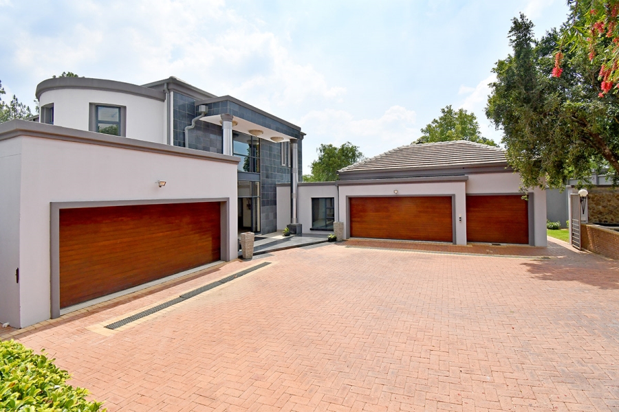 6 Bedroom Property for Sale in River Club Gauteng