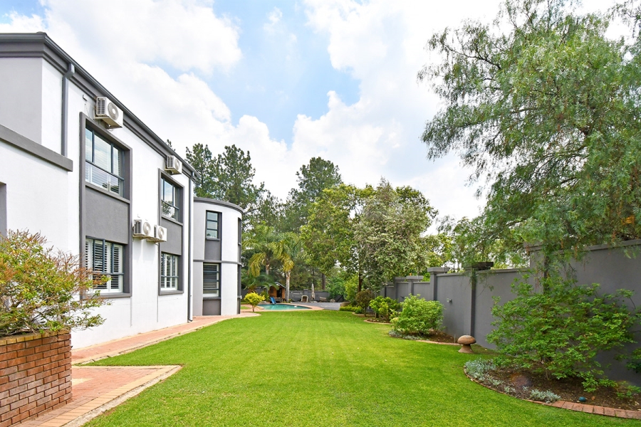 6 Bedroom Property for Sale in River Club Gauteng