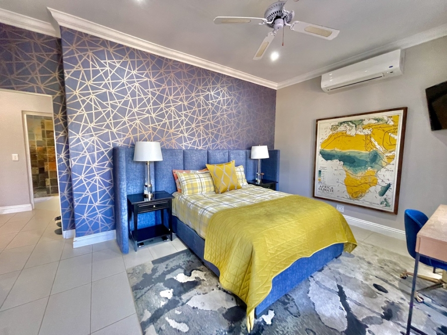 5 Bedroom Property for Sale in Silver Lakes Golf Estate Gauteng