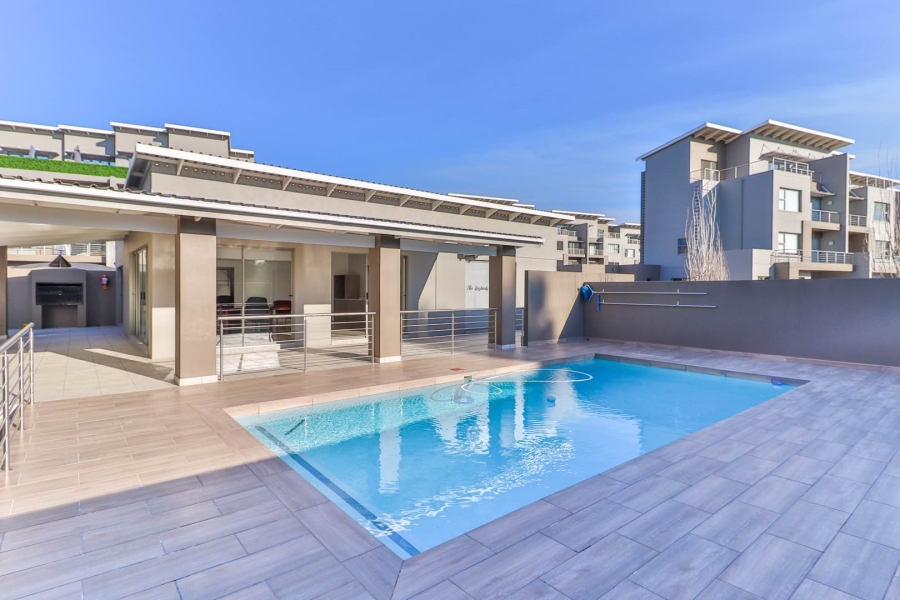 To Let 2 Bedroom Property for Rent in Broadacres Gauteng
