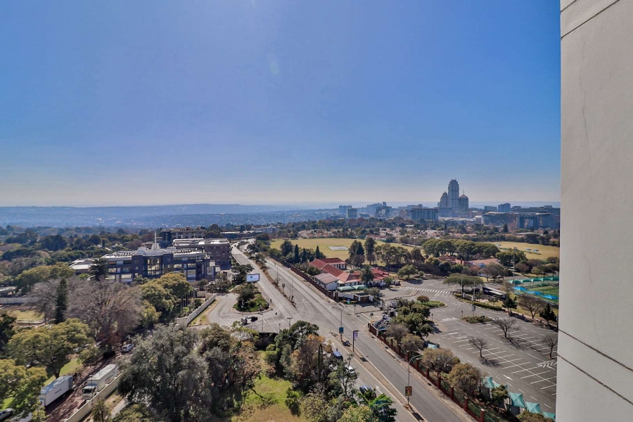To Let 1 Bedroom Property for Rent in Illovo Gauteng