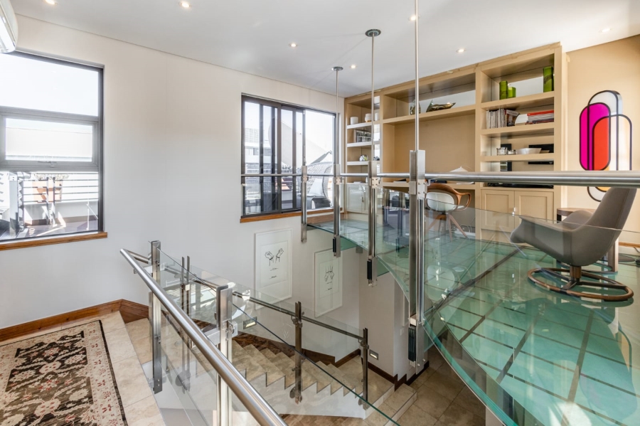 To Let 3 Bedroom Property for Rent in Melrose Arch Gauteng