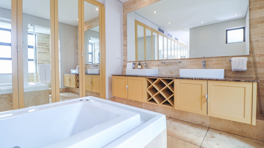 To Let 3 Bedroom Property for Rent in Melrose Arch Gauteng