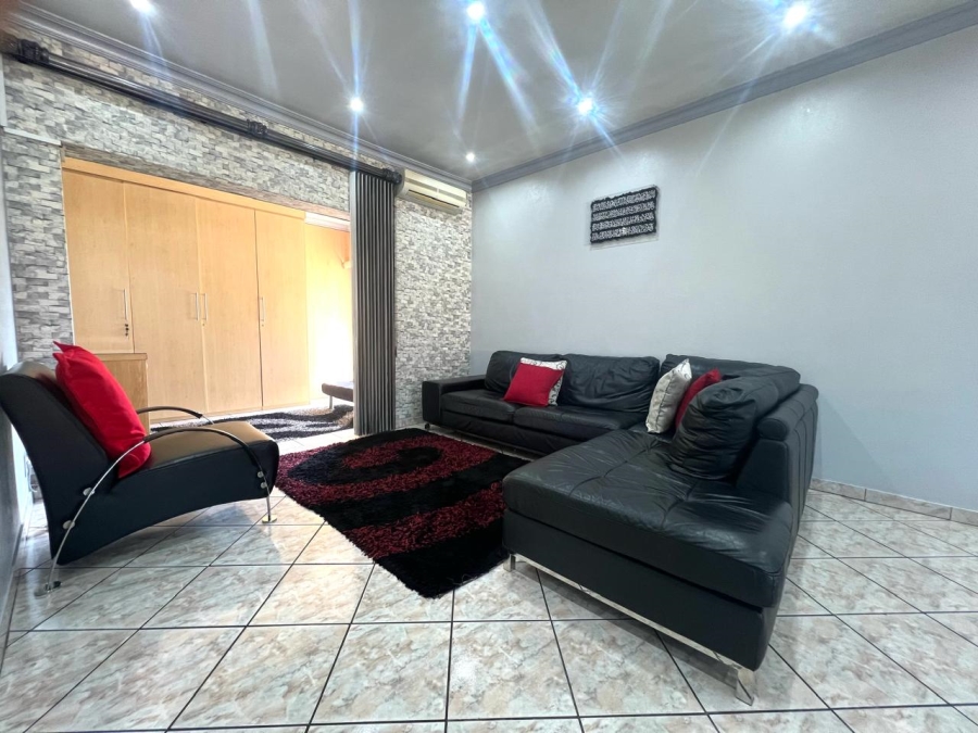 3 Bedroom Property for Sale in Marlboro Gardens Gauteng