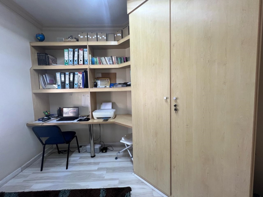 3 Bedroom Property for Sale in Marlboro Gardens Gauteng