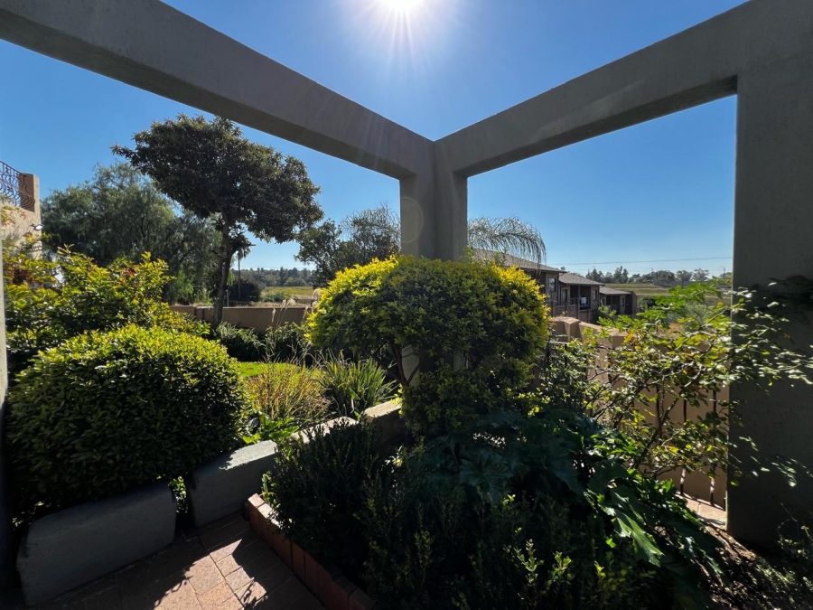 6 Bedroom Property for Sale in Marlboro Gardens Gauteng