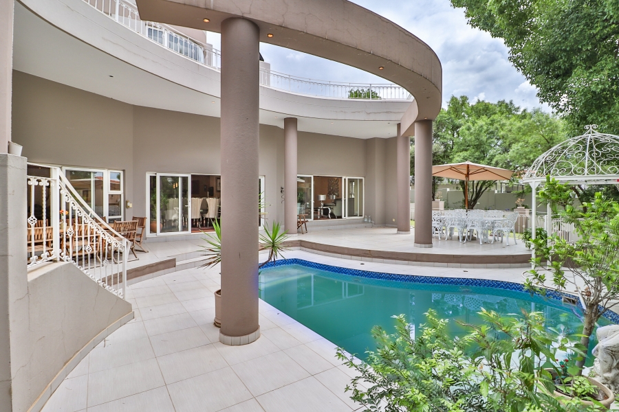 5 Bedroom Property for Sale in Dainfern Gauteng