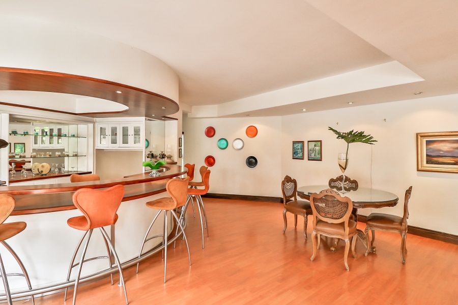 5 Bedroom Property for Sale in Dainfern Gauteng