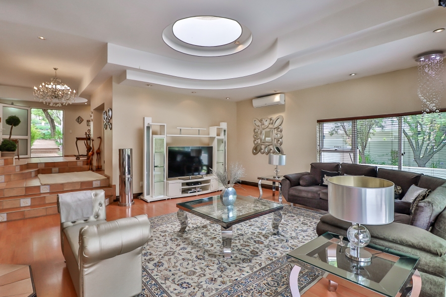 5 Bedroom Property for Sale in Dainfern Gauteng