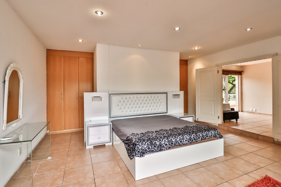 5 Bedroom Property for Sale in Dainfern Gauteng