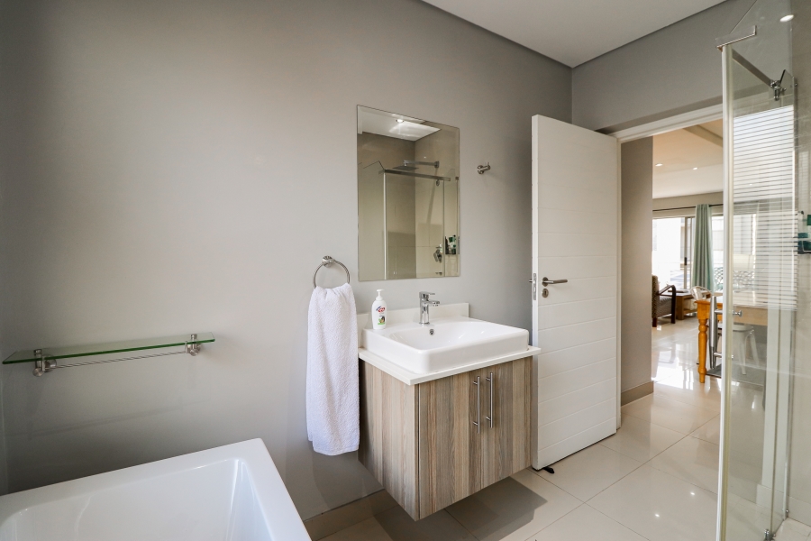 2 Bedroom Property for Sale in Fourways Gauteng