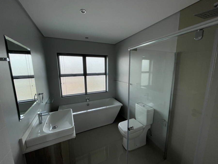 1 Bedroom Property for Sale in Fourways Gauteng