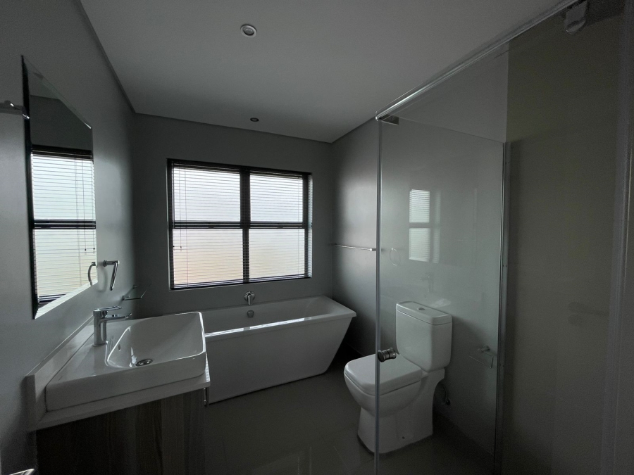 1 Bedroom Property for Sale in Fourways Gauteng