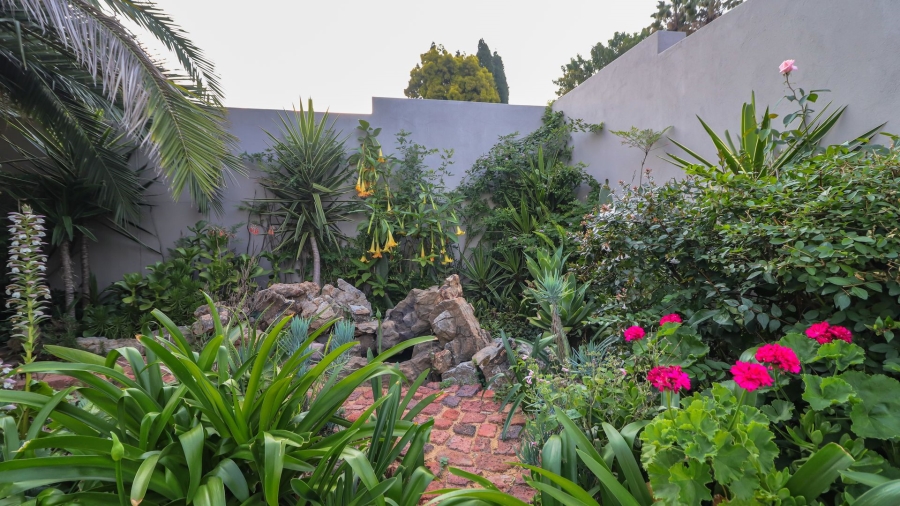 5 Bedroom Property for Sale in Atholl Gauteng