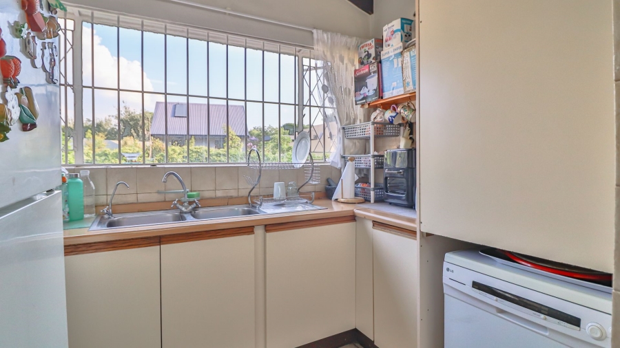 5 Bedroom Property for Sale in Atholl Gauteng