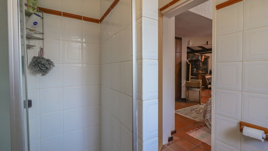 5 Bedroom Property for Sale in Atholl Gauteng