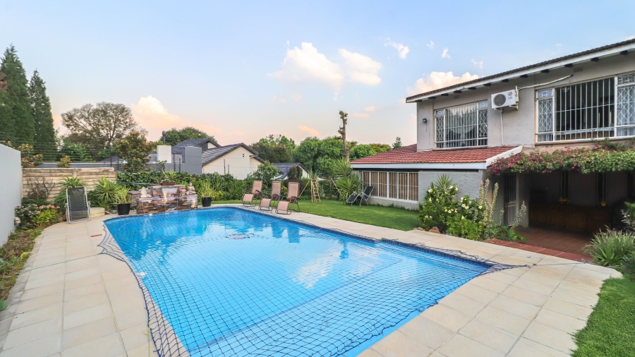 5 Bedroom Property for Sale in Atholl Gauteng