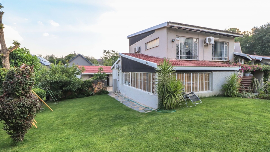 5 Bedroom Property for Sale in Atholl Gauteng