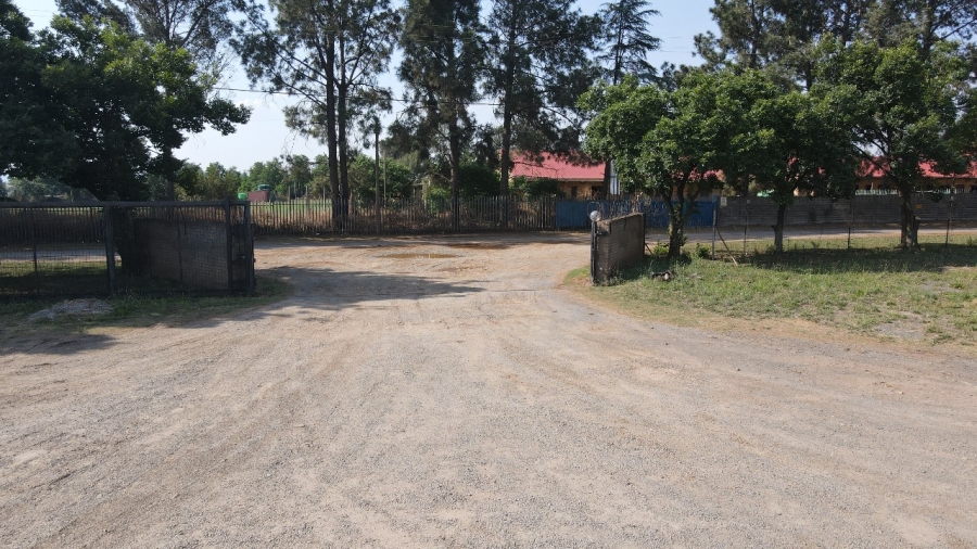 Commercial Property for Sale in Garthdale Gauteng
