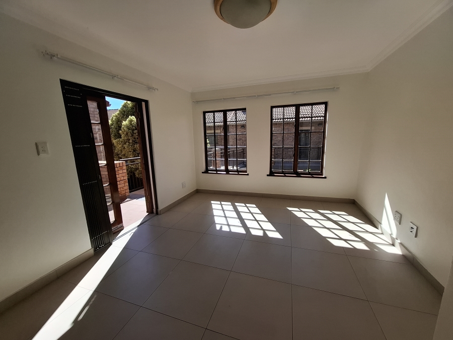 1 Bedroom Property for Sale in Equestria Gauteng
