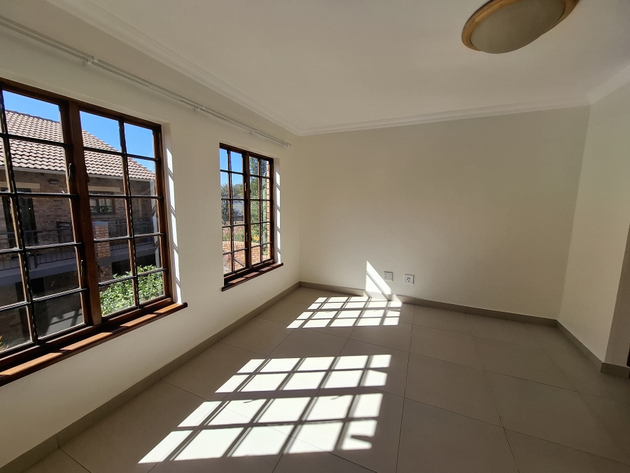1 Bedroom Property for Sale in Equestria Gauteng