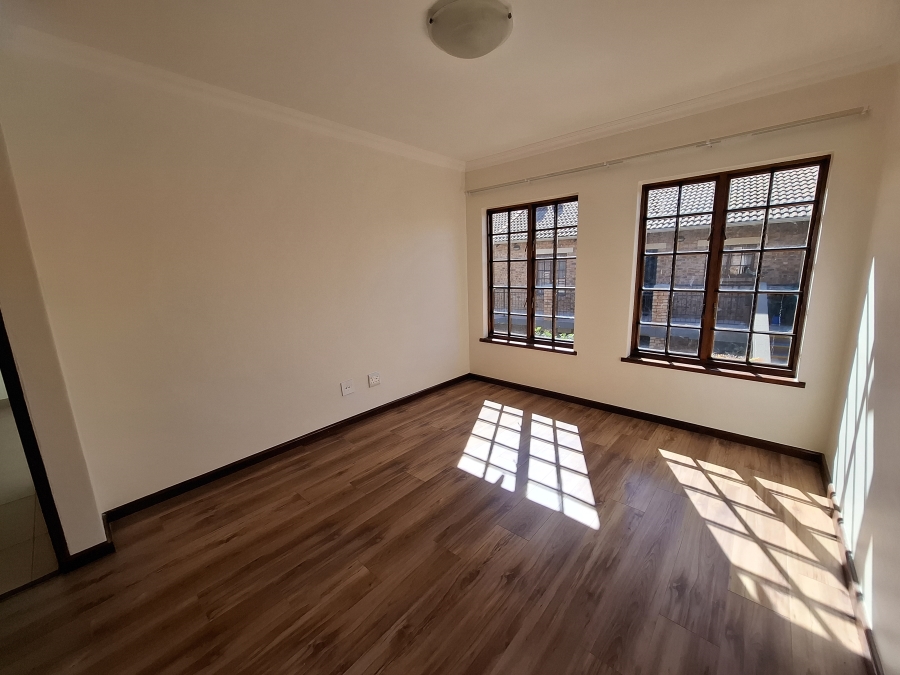 1 Bedroom Property for Sale in Equestria Gauteng