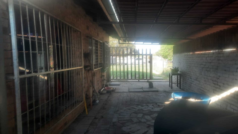 2 Bedroom Property for Sale in Vereeniging Gauteng