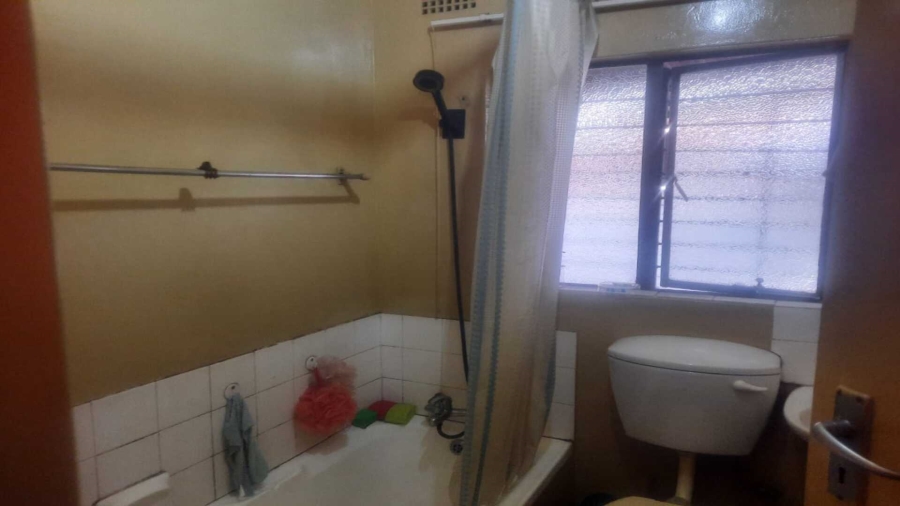 2 Bedroom Property for Sale in Vereeniging Gauteng
