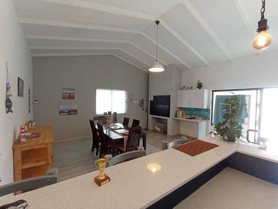 3 Bedroom Property for Sale in Oakdene Gauteng