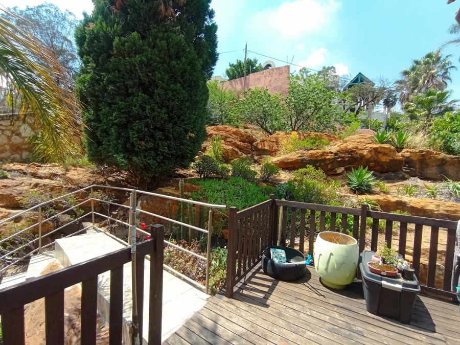 3 Bedroom Property for Sale in Oakdene Gauteng