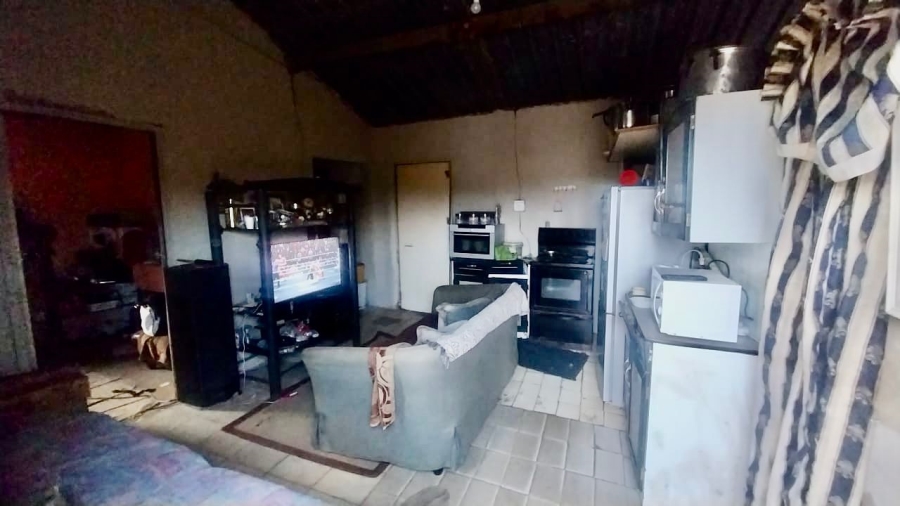 2 Bedroom Property for Sale in Kingsway Gauteng