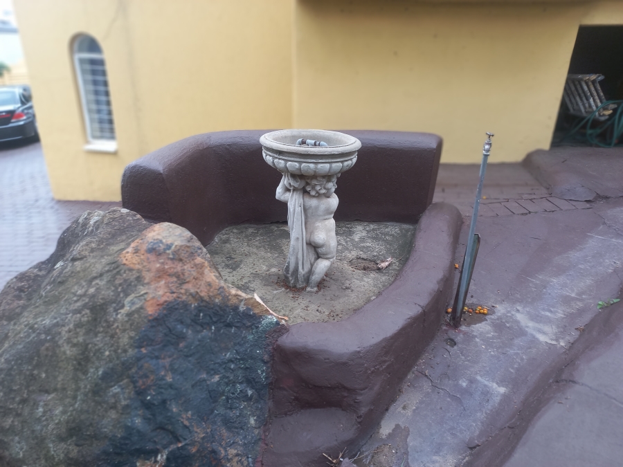 4 Bedroom Property for Sale in Bassonia Gauteng