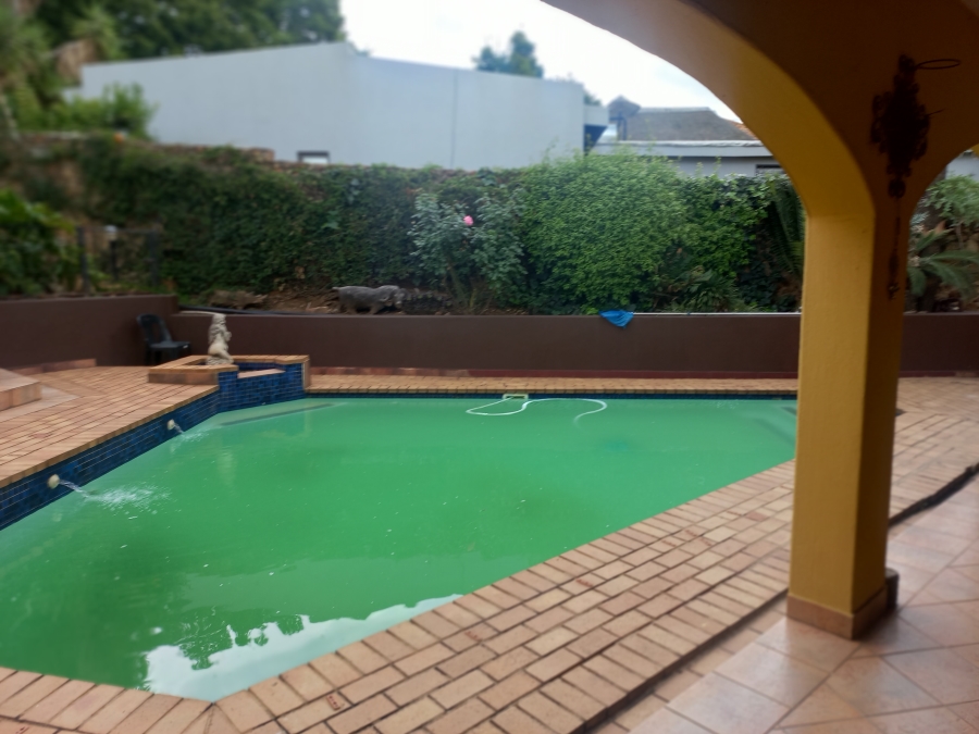 4 Bedroom Property for Sale in Bassonia Gauteng
