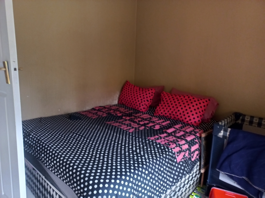4 Bedroom Property for Sale in Bassonia Gauteng