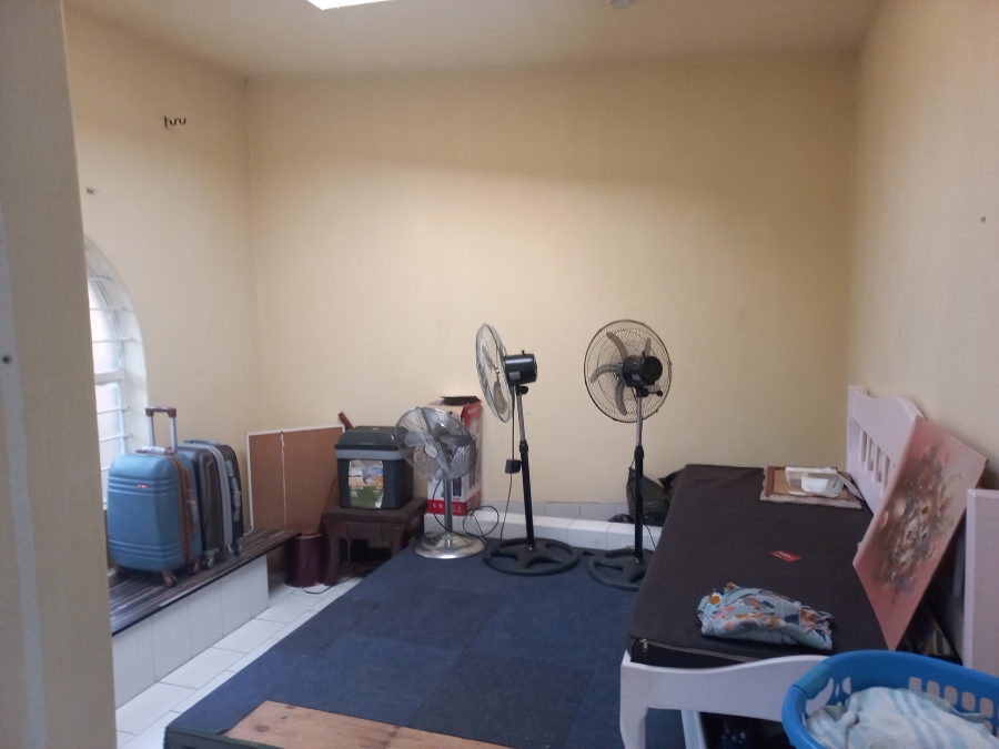 4 Bedroom Property for Sale in Bassonia Gauteng