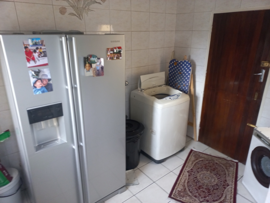 4 Bedroom Property for Sale in Bassonia Gauteng