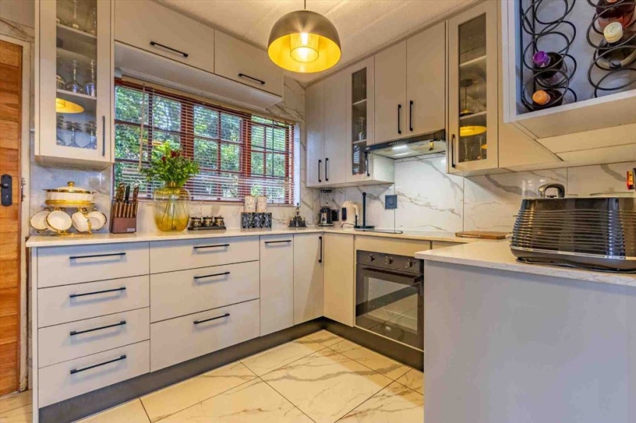 4 Bedroom Property for Sale in Dayanglen Gauteng