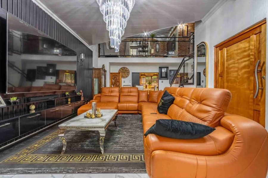 4 Bedroom Property for Sale in Dayanglen Gauteng