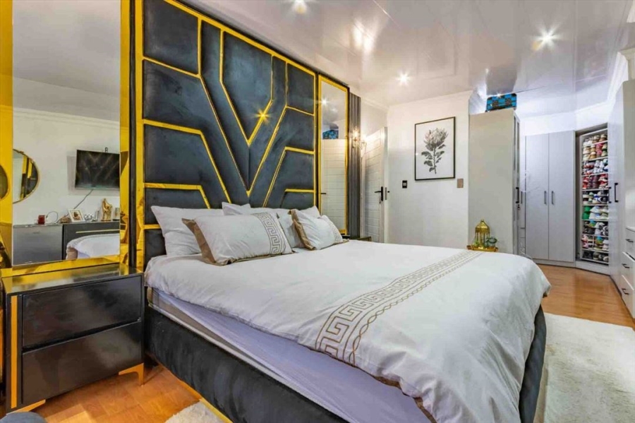 4 Bedroom Property for Sale in Dayanglen Gauteng