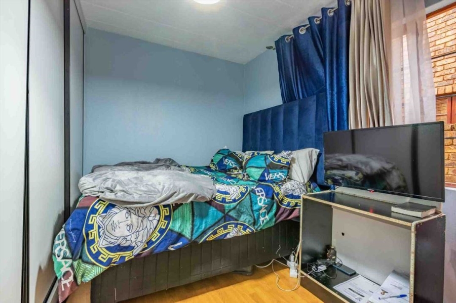 4 Bedroom Property for Sale in Dayanglen Gauteng