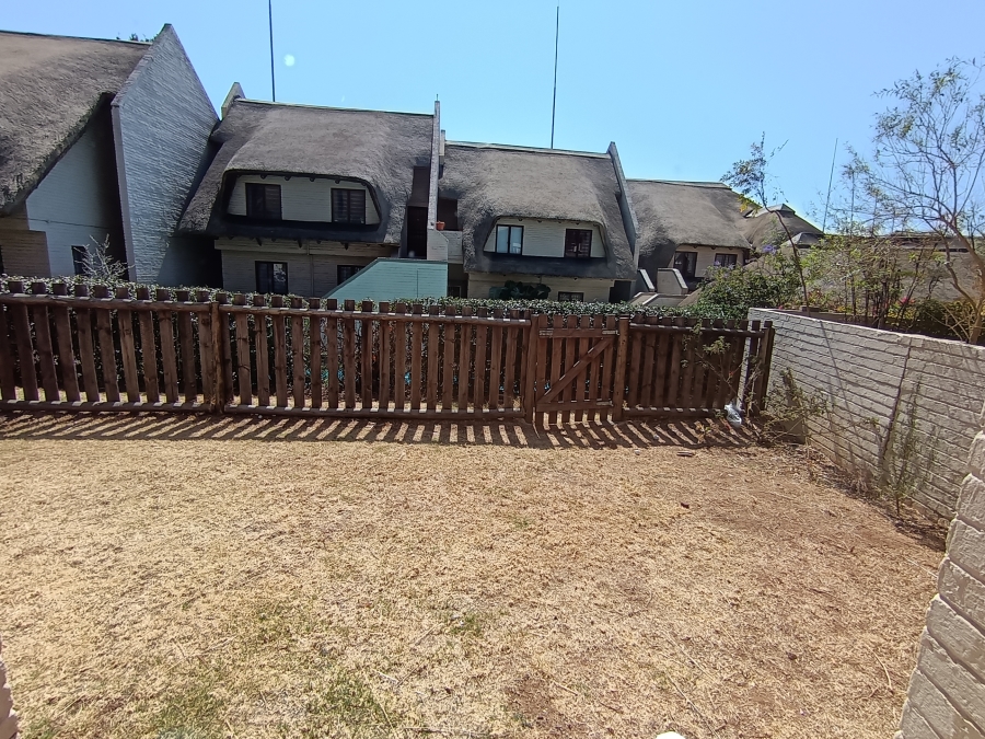 2 Bedroom Property for Sale in Paulshof Gauteng