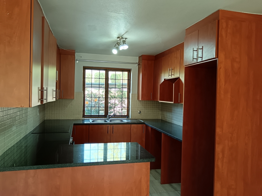 2 Bedroom Property for Sale in Paulshof Gauteng