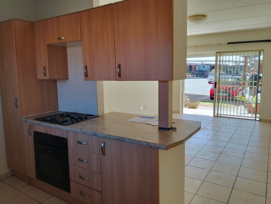 2 Bedroom Property for Sale in Birchleigh Gauteng