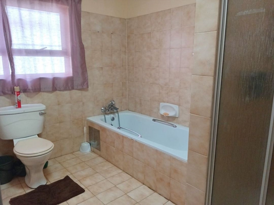1 Bedroom Property for Sale in Terenure Gauteng
