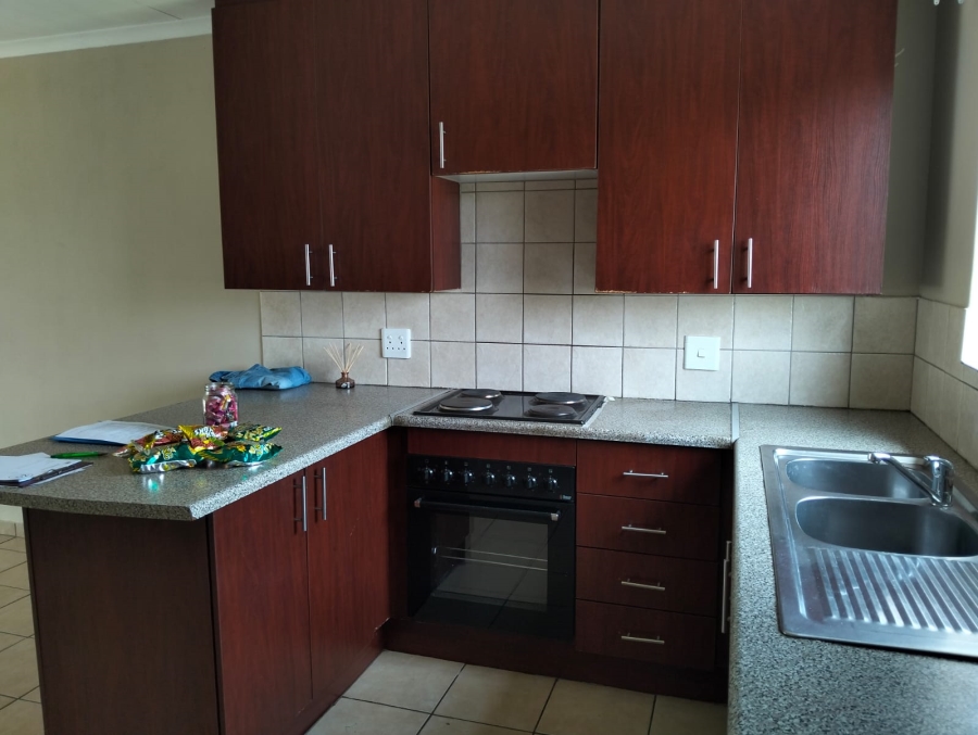 2 Bedroom Property for Sale in Birchleigh Gauteng
