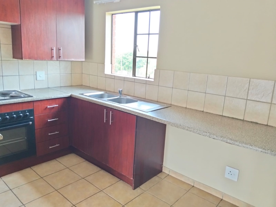 2 Bedroom Property for Sale in Birchleigh Gauteng